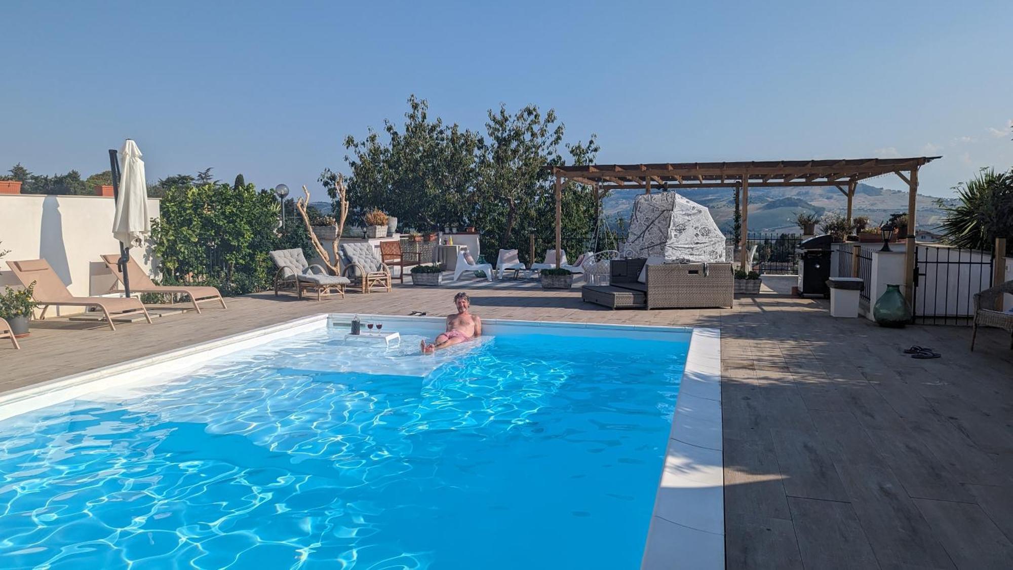 Bed And Breakfast La Pecora Rosa Sant'Omero Eksteriør bilde